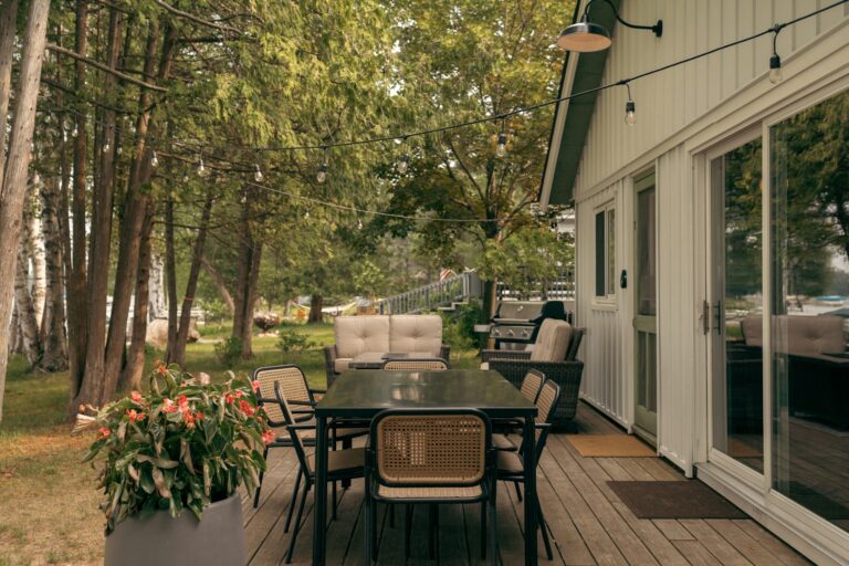 Top Trends in Outdoor Living Spaces: Enhance Your Home’s Exterior Comfort