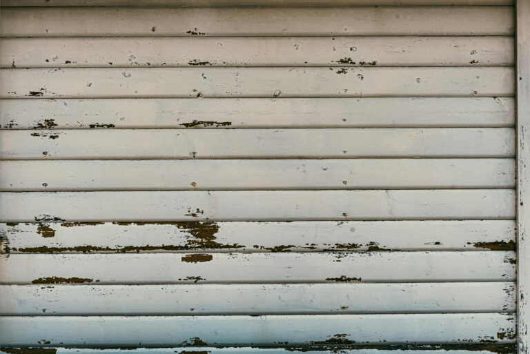 Minimizing Siding Damage from Salt Air Exposure